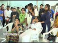 Watch: Jeevitha inconsolable over brother Murali's demise- Celebs pay homage