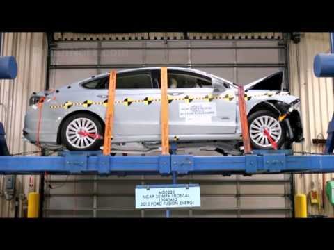 Prueba de choque de video Ford Fusion US de 2012