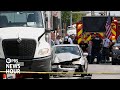 News Wrap: Suspect killed after driving car into ICE officers in Chicago suburb