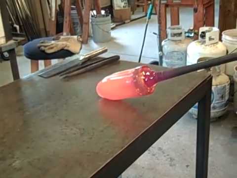 Making a cane vase at Art of Fire Glassblowing Studio