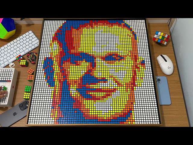 Making Haaland ⚽️🗿in 400 Rubik's Cubes