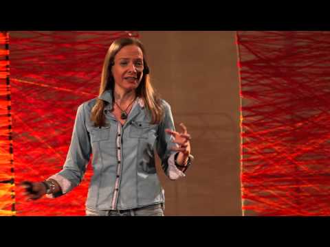 Qual a receita para uma cidade inteligente? | Ana Carla Fonseca | TEDxFloripa