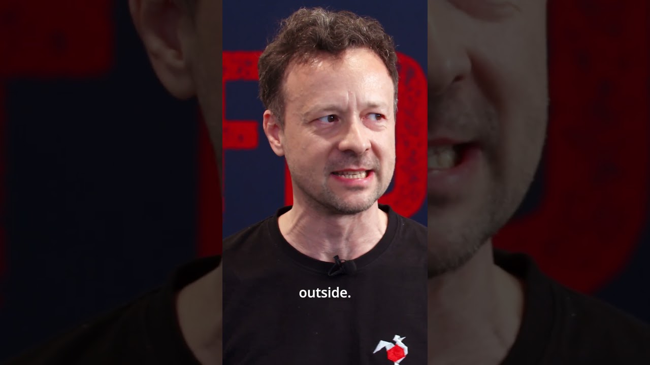 CONFIDENCE 2025: Michał Sajdak on hacking network devices