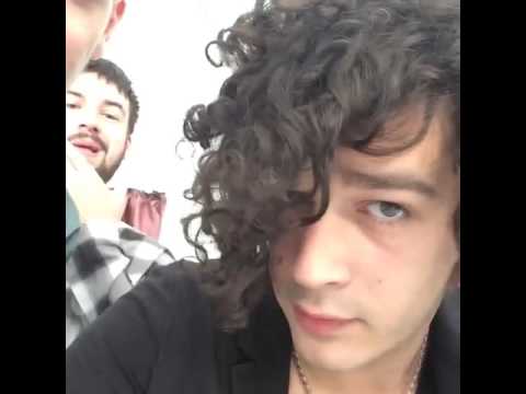 The 1975 - Q&A on Facebook