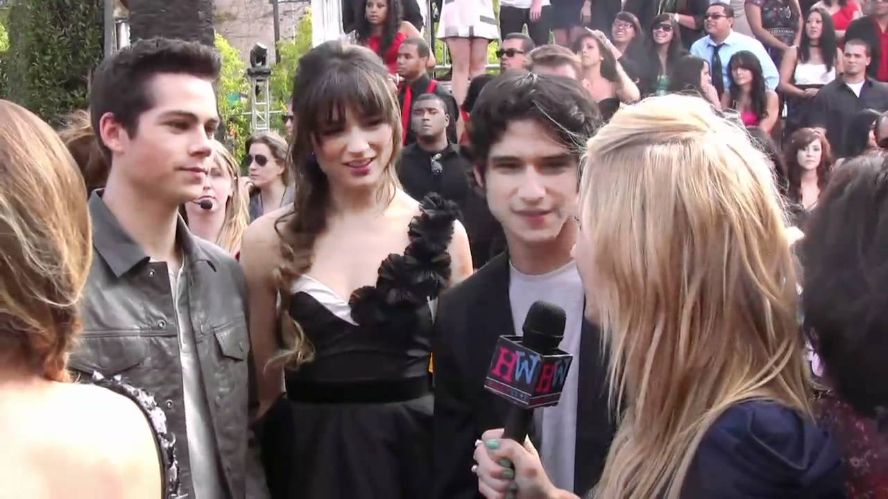 Teen Wolf Cast at MTV Movie Awards + Chloe Moretz Shoutout - YouTube