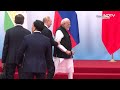 SCO के मंच पर PM Modi ने Pakistan को जमकर सुनाया, Shahbaz मुंह छुपाते रहे | SCO Meet  - 02:58 min - News - Video