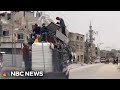 300,000 flee Rafah as Israeli forces encircle city