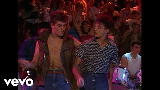 Wham! - Young Guns (Go for It!) (Live from Top of the Pops 1982)
