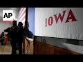 Evangelical conservatives play a prominent role in Iowa caucuses