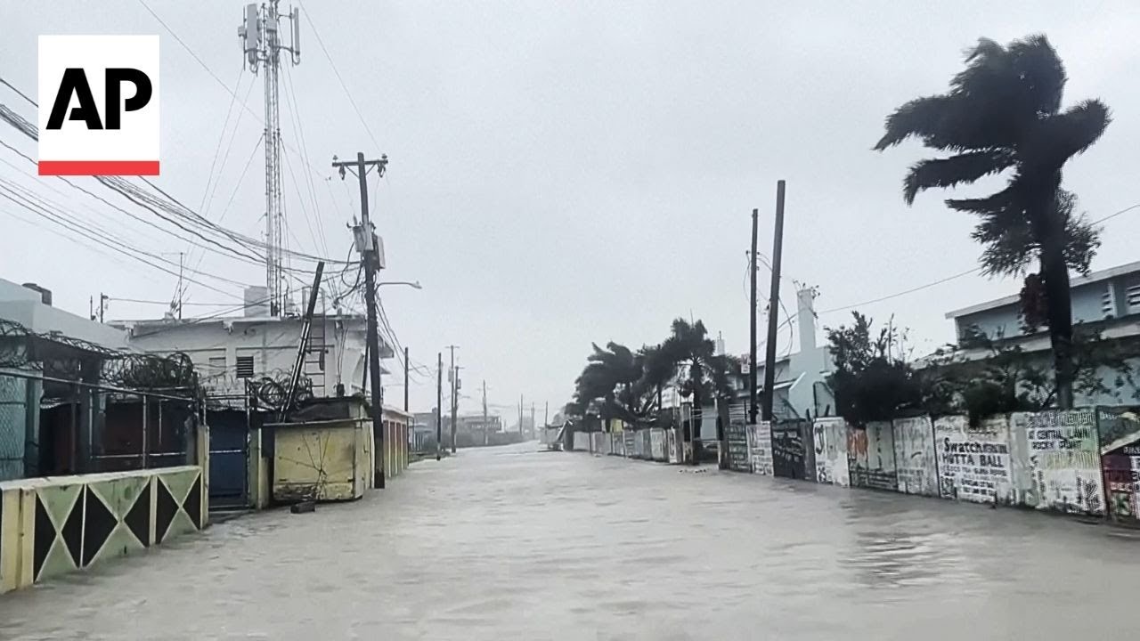 Heavy flooding in Kingston as Hurricane Melissa hits Jamaica