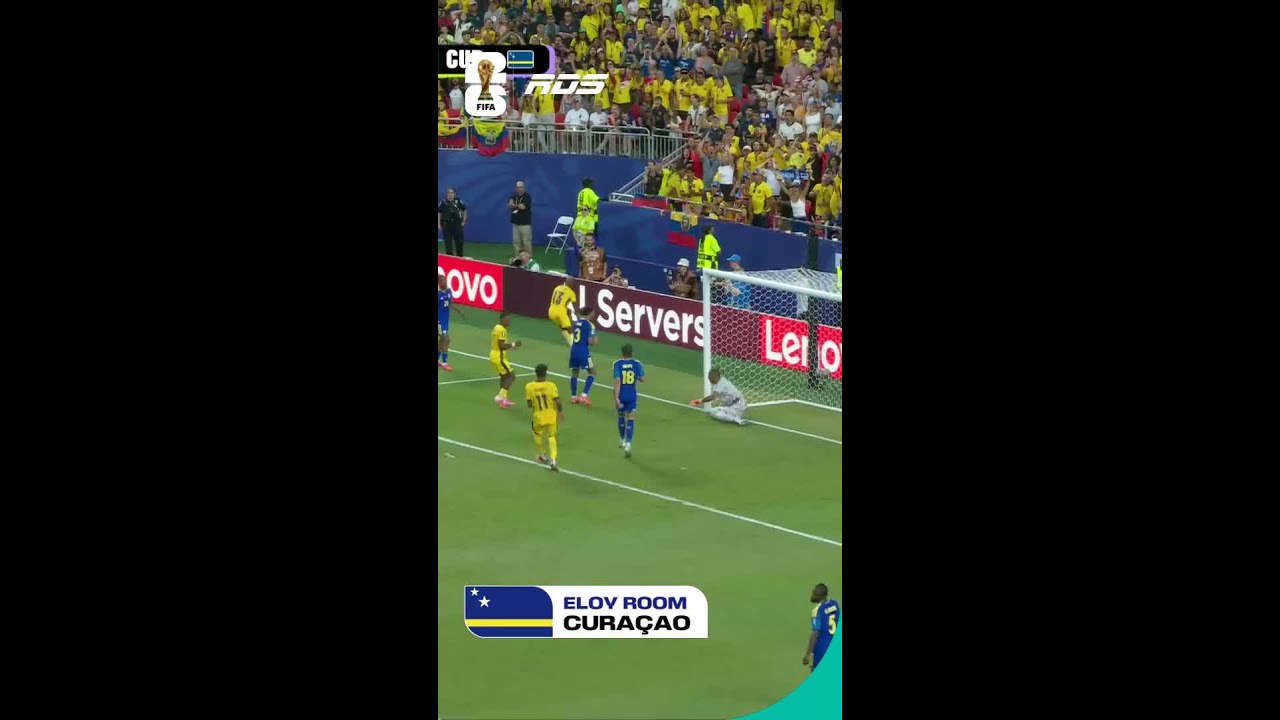 PAS POSSIBLE! Eloy Room est la grande vedette du match pour Curaçao! 🤯