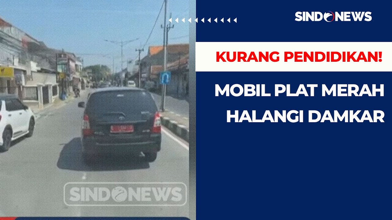 Mobil Plat Merah Halangi Truk Damkar di Majalengka - Sindo News 16/07