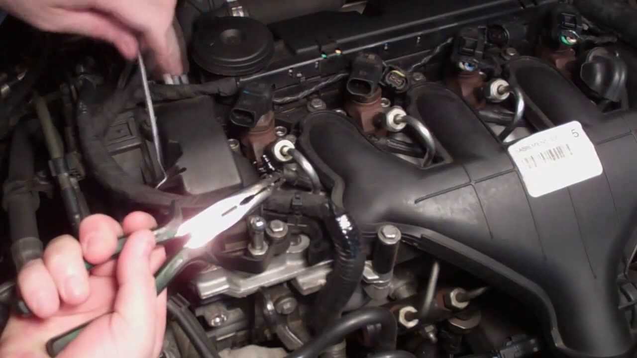 How to replace ford diesel fuel injectors #8