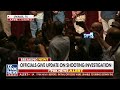 Beto ORourke interrupts Gov. Abbotts press conference following Uvalde shooting  - 02:47 min - News - Video