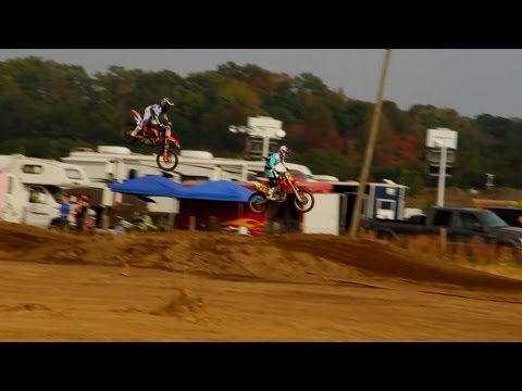 CRASH: High Speed Rhythm Section Close Call (MXPTV) 