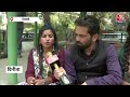 Delhi Metro Viral Video: मेट्रो में Holi और Scooty पर स्टंट करने वाली लड़कियों से Exclusive बातचीत  - 16:46 min - News - Video