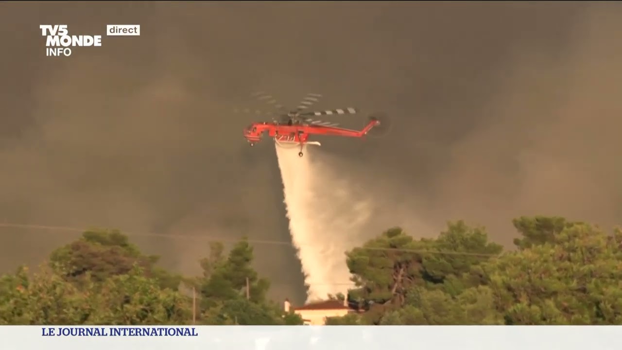 Athènes encerclée par les incendies