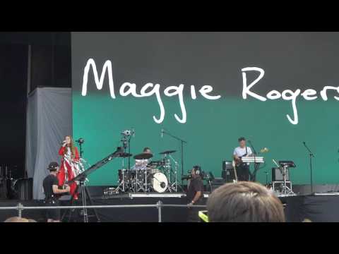 Maggie Rogers - Dog Years at Lollapalooza Chicago 2017