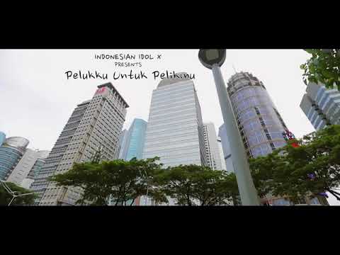 TOP 15 Indonesian Idol season 10 - Pelukku Untuk Pelikmu (Official Lyric Video)