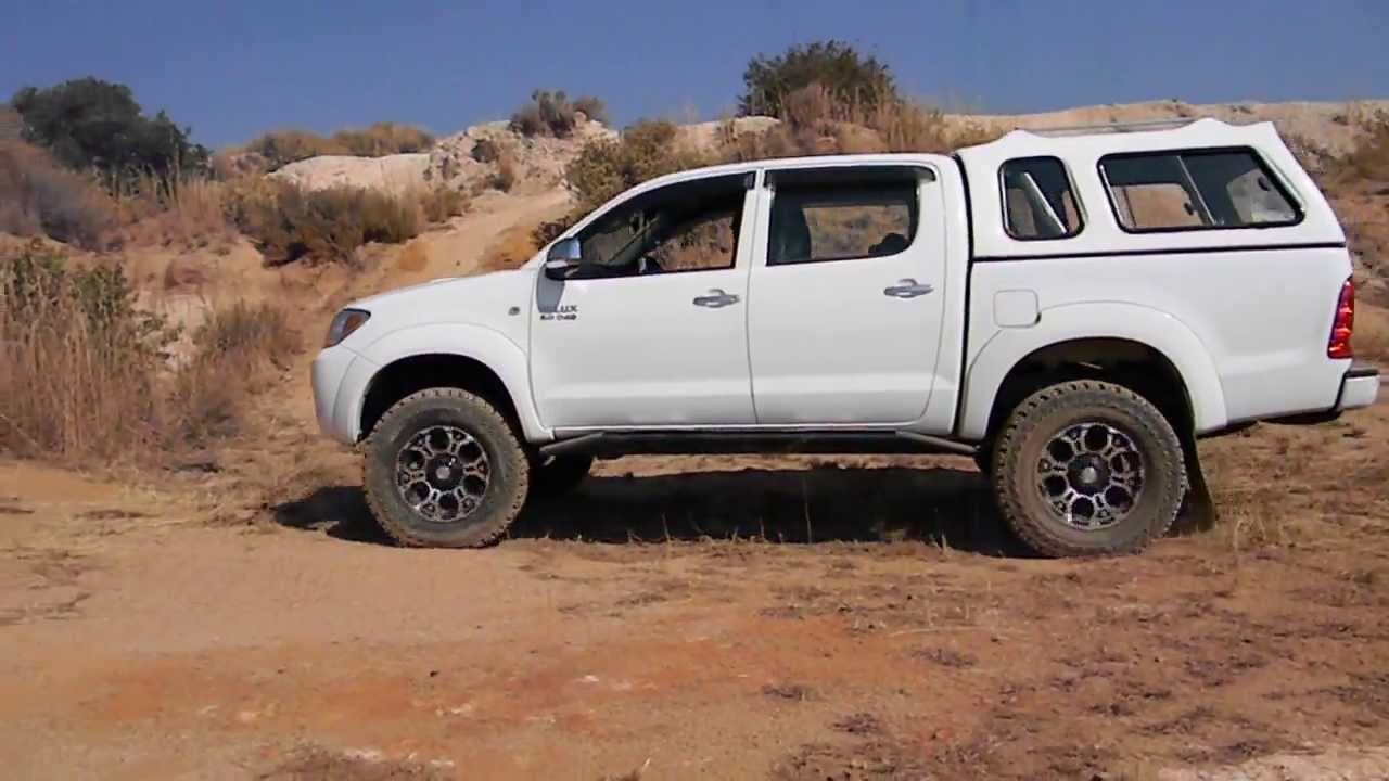 toyota hilux 4x4 youtube #7