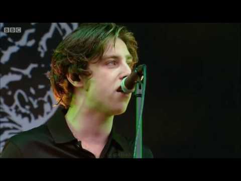 Catfish and the Bottlemen performing Anything @ Glastonbury 2016