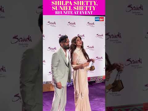 Shilpa Shetty and Suniel Shetty reunite at an event fans demand Dhadkan 2  39K views  play Short