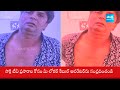 Man Slaps Delhi CM Rekha Gupta | Garam Garam Varthalu |@SakshiTV  - 01:38 min - News - Video
