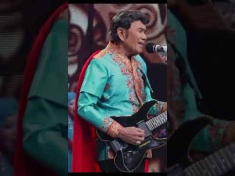 RHOMA IRAMA SONETA GROUP - LAUTAN DAN API (LIVE)