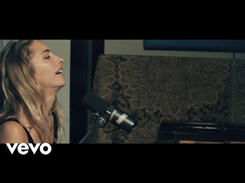Pumarosa - The Witch (Piano Sessions Unplugged)