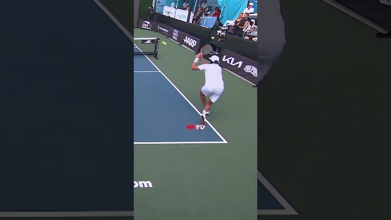Phenomenal defense 💂‍♂️ #pickleball #pickleballislife #pickleballhighlights