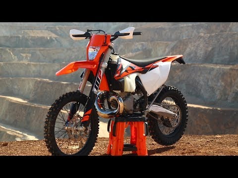 First Ride 2 Stroke Fuel Injection KTM 250 XC-W - Dirt Bike Magazine