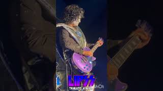 #lipsstributoakiss #tommythayer #spaceman #kiss #rock #hardrock #epiphone #guitar #kisstributeband 🎸