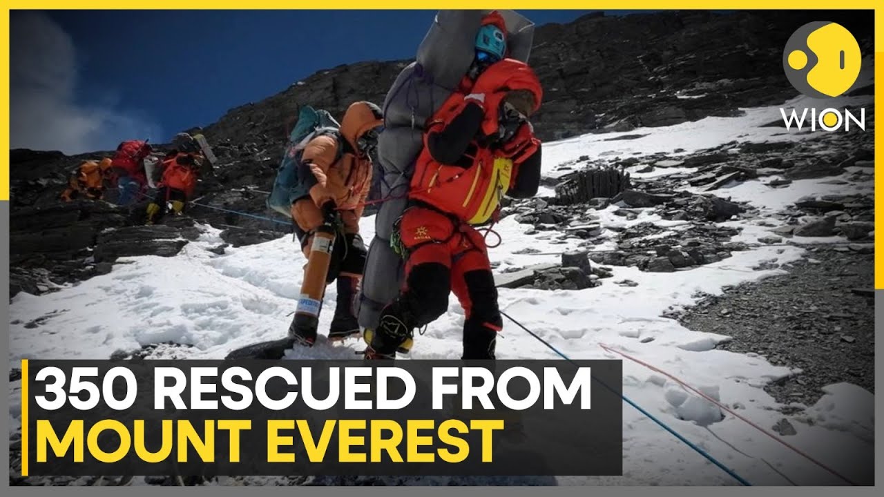 Hundreds Stranded on Slopes as Blizzard Strikes Mount Everest in Tibet | WION