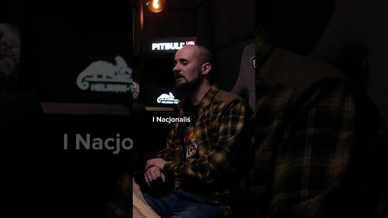 What is the attitude of Ukrainians to Bandera?