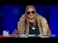 Kid Rock: I started with ‘middle fingers out’ - 05:17 min - News - Video