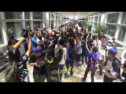 f(x) - 宋茜Victoria(빅토리아) Arrived Hong Kong Airport 20151101