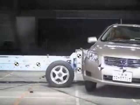 Video Crash Testa Toyota Corolla 2007 - 2009
