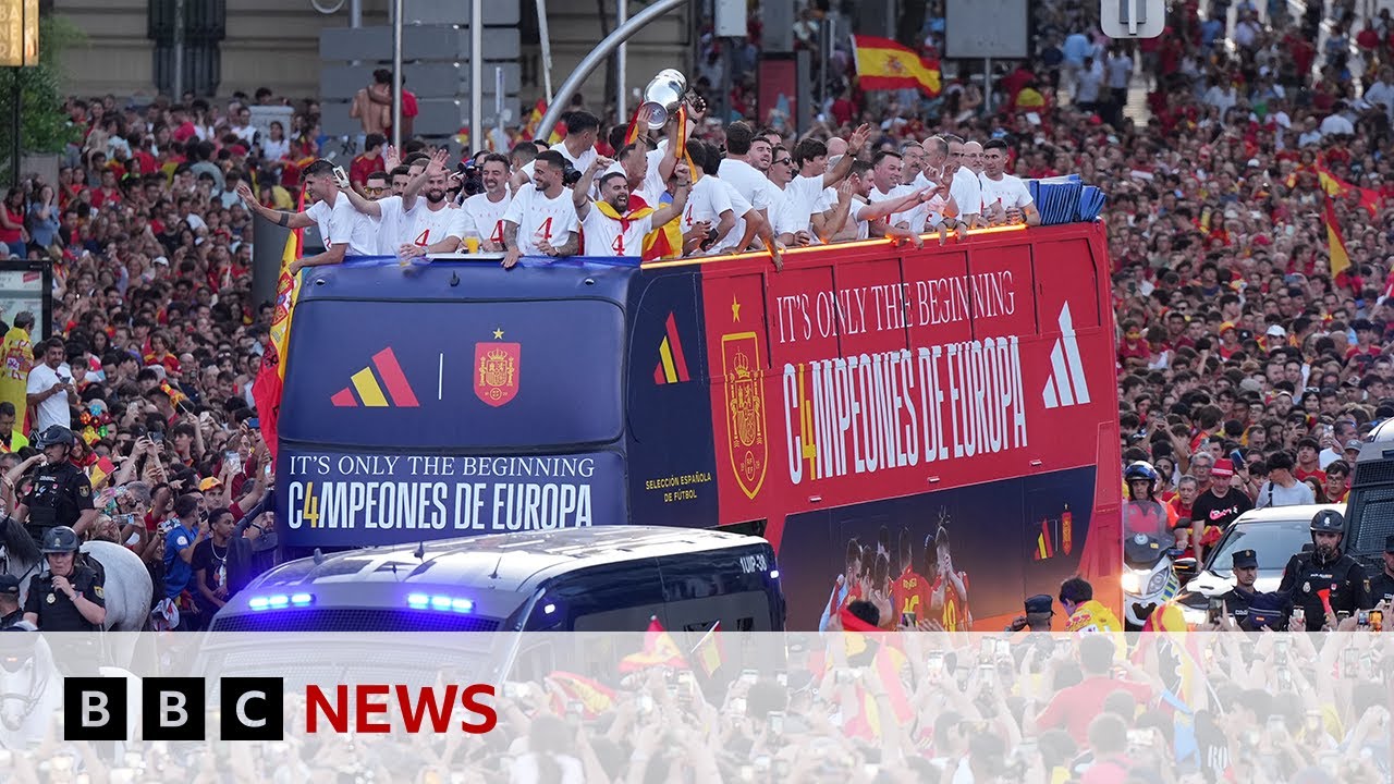 Fans celebrate Euro 2024 win after Spain's royal welcome home to Madrid | BBC News