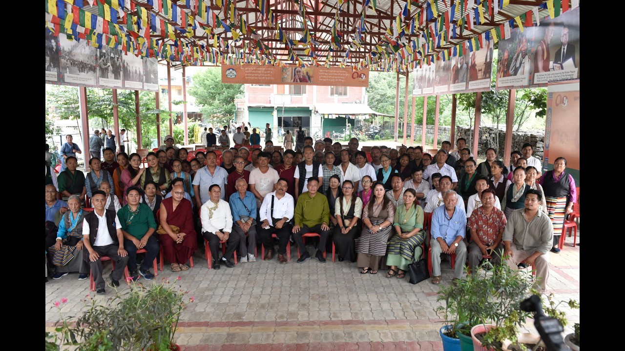 དཔལ་ལྡན་སྲིད་སྐྱོང་མཆོག་གི་མ་ན་ལི་ཁྱབ་ཁོངས་རྡོ་སྦི་བོད་མིའི་གཞིས་ཆགས་སུ་འཚམས་གཟིགས།