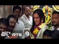 PV Sindhu offers prayers at Mahankali Temple after Rio Success