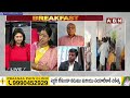 రక్తం వస్తున్న ఓటేస్తా అన్న ఓటర్ | TDP Joshna Praises Voter | AP Polling 2024  | ABN Telugu  - 04:55 min - News - Video