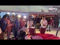 Mamata Banerjee Plays Dhak at Durga Puja Inauguration In Kolkata  - 02:47 min - News - Video