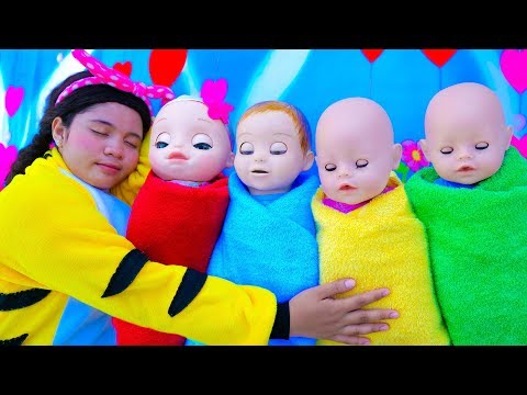 Linda Pretend Play with Dolls, Are you sleeping brother John