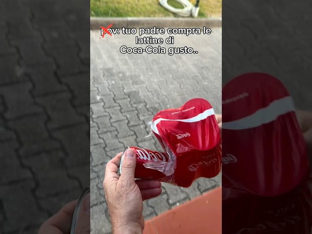 Pov: tuo Padre compra le lattine della Coca-Cola per il Trend ma quando la apre..