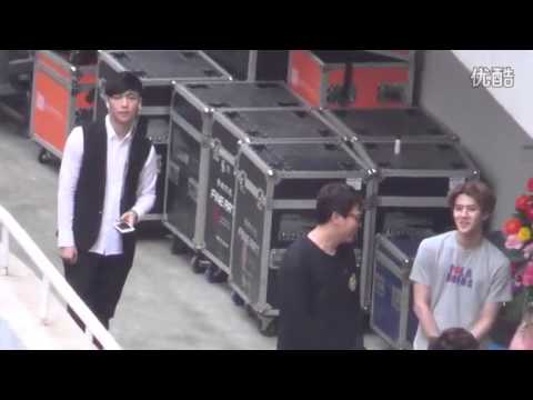 141018 SEHUN - Back stage SMTown