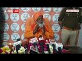 Modi के खौफ के आगे Rahul मानसिक संतुलन खो चुके हैं : Sakshi Maharaj । Loksabha Election  - 01:10 min - News - Video