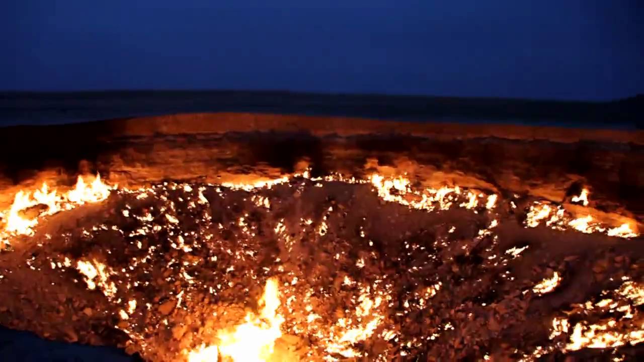 Flaming Gas Crater (Night) / Turkmenistan, Darvaza - YouTube