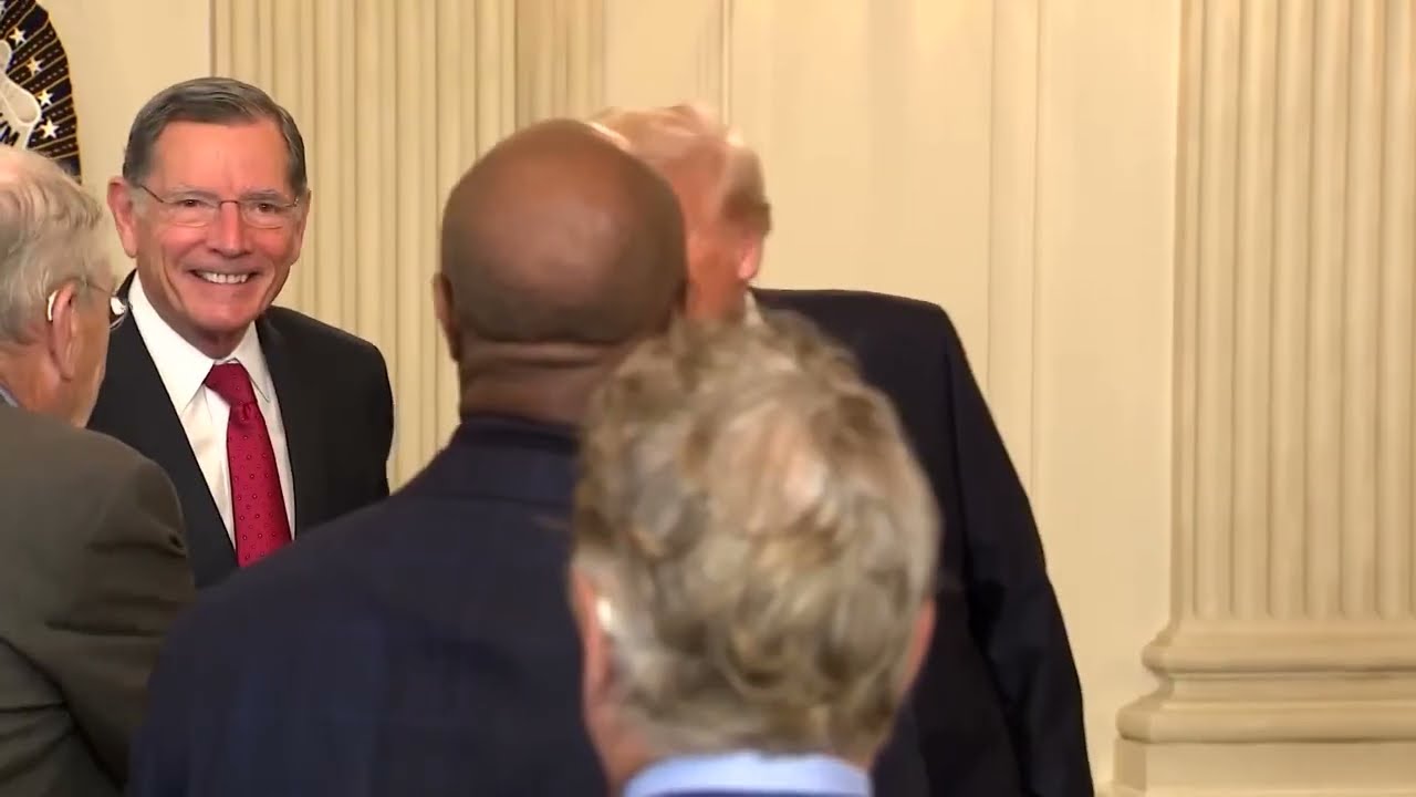 US government shutdown breaks record, takes its toll | REUTERS