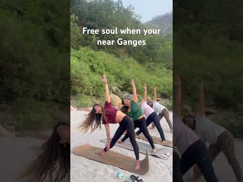 Yoga with Ganges in Ganga dashhera#rishikeshyoga #yogae #ytshorts#yoga#yogilife#indianyogi #yogafit