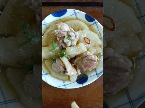 大根と鳥もも肉の生姜がたっぷり簡単煮物冷めても美味しい